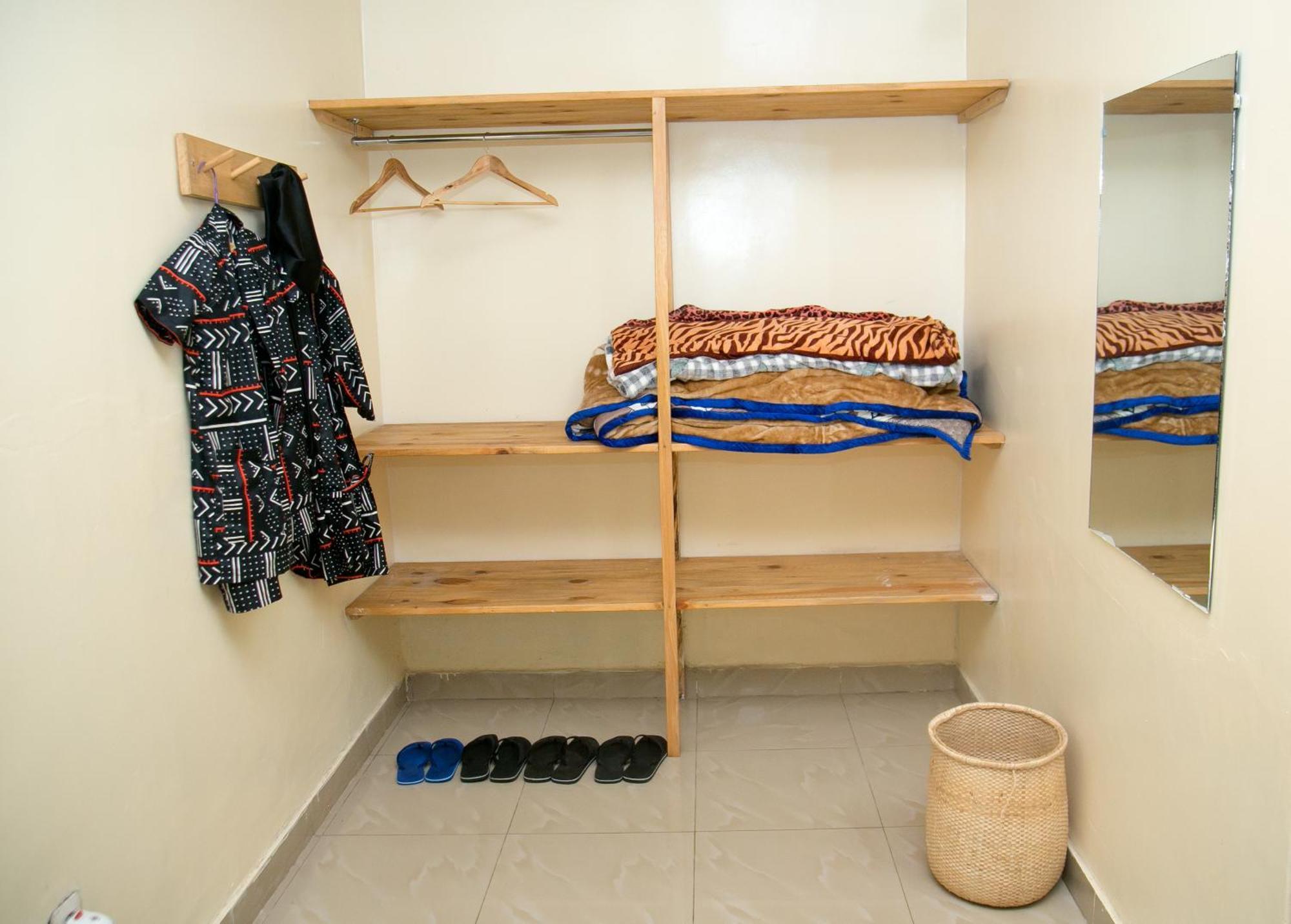 Karisimbi Cave Resort Ruhengeri Bagian luar foto
