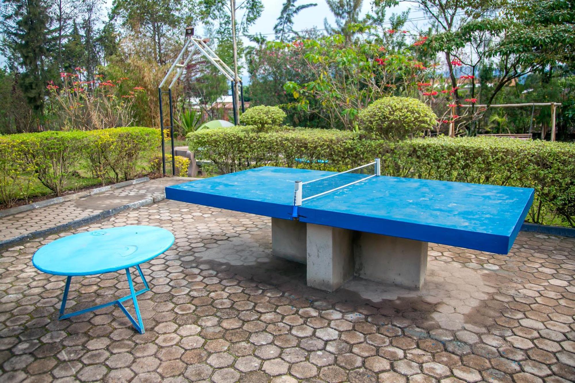 Karisimbi Cave Resort Ruhengeri Bagian luar foto