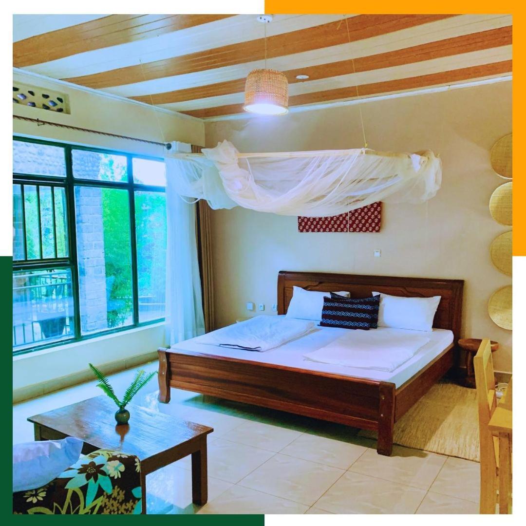 Karisimbi Cave Resort Ruhengeri Bagian luar foto